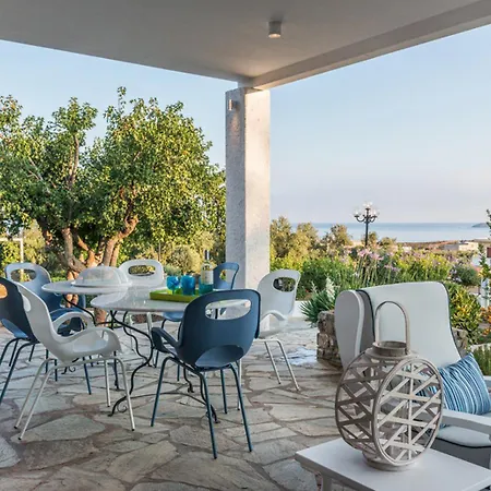 Oleand With Private Pool And Sea View In Chania فيلة